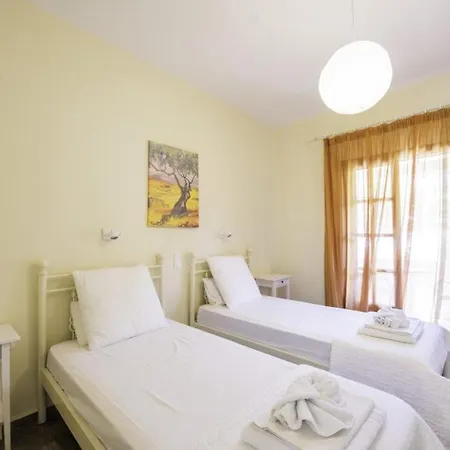 アパートホテル Miltiadis Spiti Miltiadis 2*